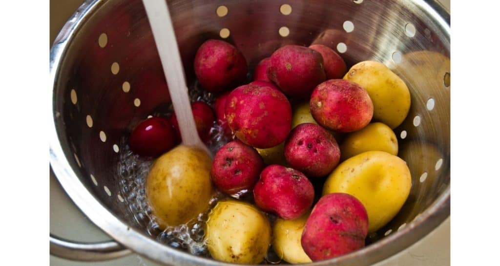 Should You Wash Potatoes With Soap? (Read This First)