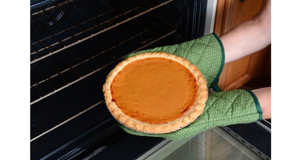 Does Pumpkin Pie Need To Be Refrigerated? (Explained)
