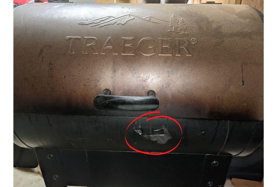 Traeger pellet grill with chipped paint and rust